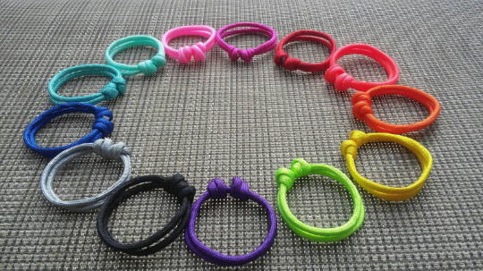 Whelping ID Adjust. Puppy Collars Set of 2 for NB-8 w/o Medium Size breed dogs