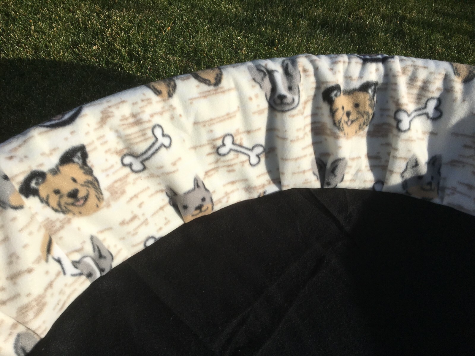 SHIPS FREE! MEDIUM Size Kiddie Pool Cover Liner for Whelping Puppies Dogs